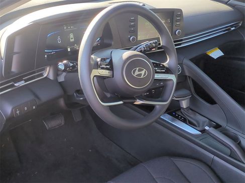 New 2026 Hyundai Elantra SE image 12