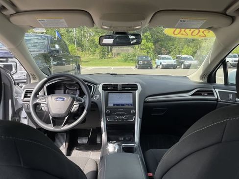 Certified 2020 Ford Fusion SE AWD/4WD image 25