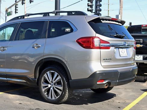 Used 2019 Subaru Ascent Limited AWD/4WD image 12