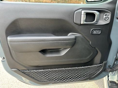 Used 2024 Jeep Wrangler Unlimited Rubicon w/ XTREMEE 35" Tire Package image 11