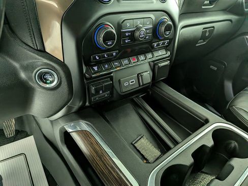 Used 2021 Chevrolet Silverado 3500 High Country w/ Z71 Off-Road Package image 27