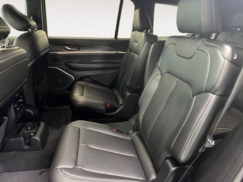 New 2026 Jeep Grand Cherokee L Limited AWD/4WD image 21