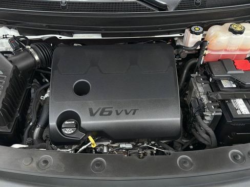Used 2022 Buick Enclave Premium AWD/4WD image 31