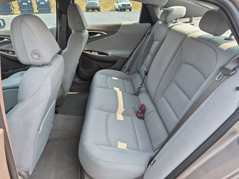 Certified 2022 Chevrolet Malibu LS FWD image 24