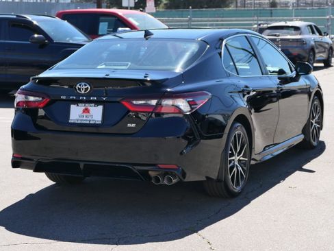 Used 2024 Toyota Camry SE w/ Convenience Package image 4