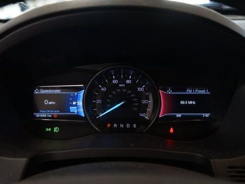 Used 2017 Ford Explorer XLT w/ Equipment Group 202A AWD/4WD image 20