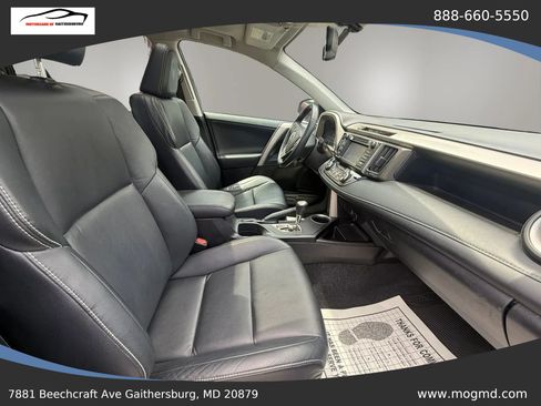 Used 2015 Toyota RAV4 Limited AWD/4WD image 4