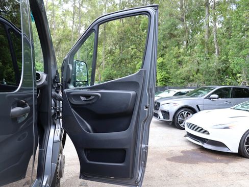 Used 2022 Mercedes-Benz Sprinter 4500 w/ Parking Package image 46