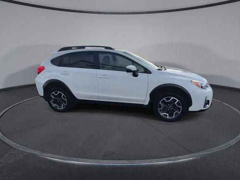 Used 2016 Subaru Crosstrek 2.0i Limited w/ Popular Package #2 image 2