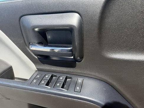 Used 2017 Chevrolet Silverado 1500 W/T AWD/4WD image 22