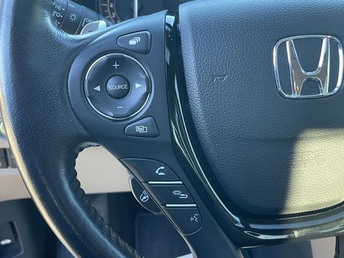 Used 2020 Honda Ridgeline RTL-E image 31