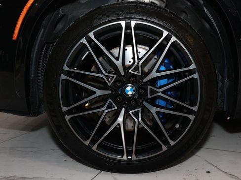 Used 2021 BMW X5 M w/ Competition Package image 38