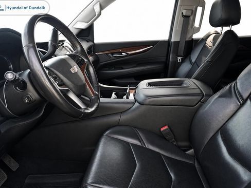 Used 2019 Cadillac Escalade Premium Luxury w/ Escalade Sport Edition RWD image 7