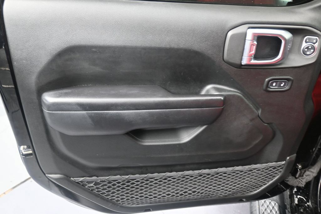 Used 2021 Jeep Gladiator Sport AWD/4WD image 11