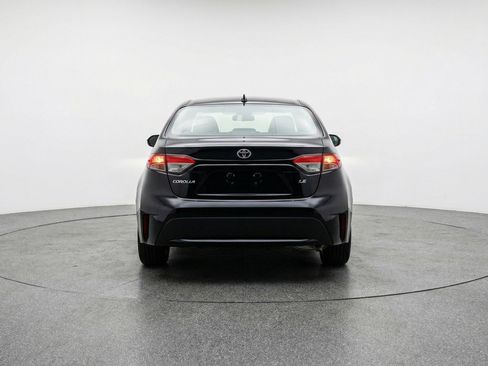 Used 2025 Toyota Corolla LE FWD image 7