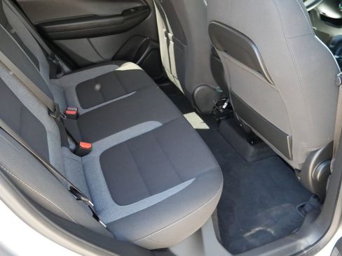 Used 2023 Chevrolet TrailBlazer LT FWD image 23