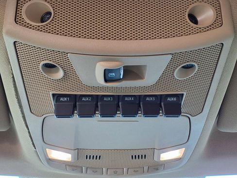 Used 2017 Ford F350 Lariat w/ Chrome Package image 21