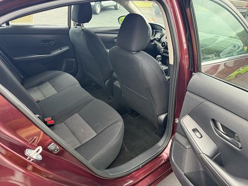 Used 2024 Nissan Sentra SV FWD image 19