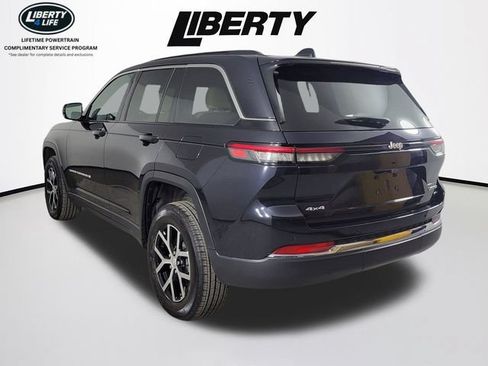 Used 2024 Jeep Grand Cherokee Limited AWD/4WD image 5