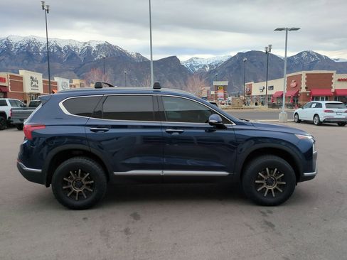 Used 2022 Hyundai Santa Fe Limited image 2