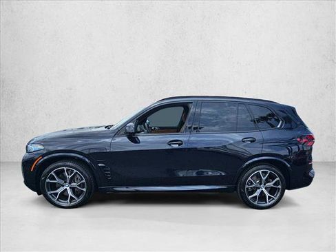 Used 2026 BMW X5 xDrive50e w/ M Sport Package AWD/4WD image 9