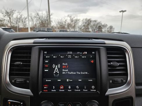 Used 2019 RAM 1500 Big Horn image 15