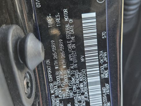 Used 2022 Lexus GX 460 Luxury w/ Accessory Package AWD/4WD image 29