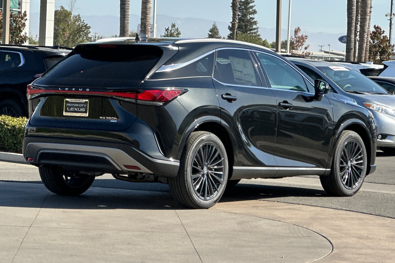 New 2026 Lexus RX 350h AWD/4WD image 4
