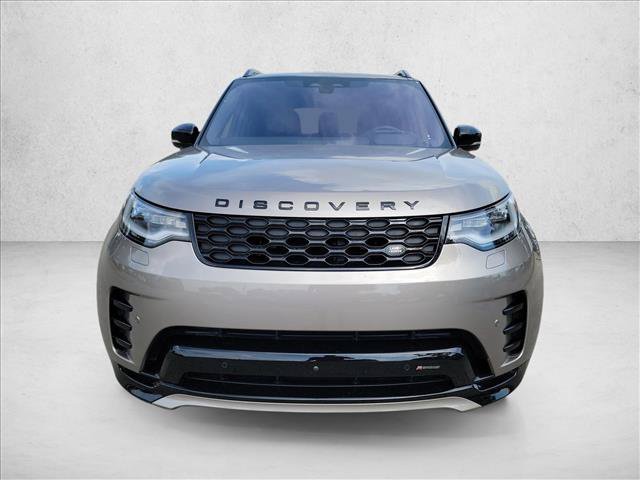 Used 2023 Land Rover Discovery HSE R-Dynamic AWD/4WD image 2