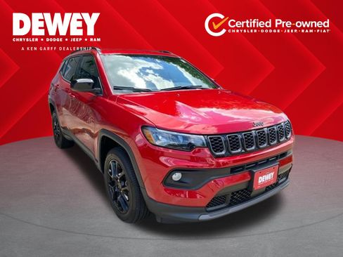 Certified 2025 Jeep Compass Latitude w/ Altitude Special Edition AWD/4WD image 1