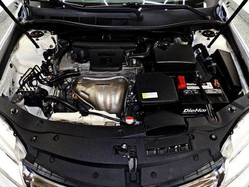 Used 2016 Toyota Camry LE FWD image 22