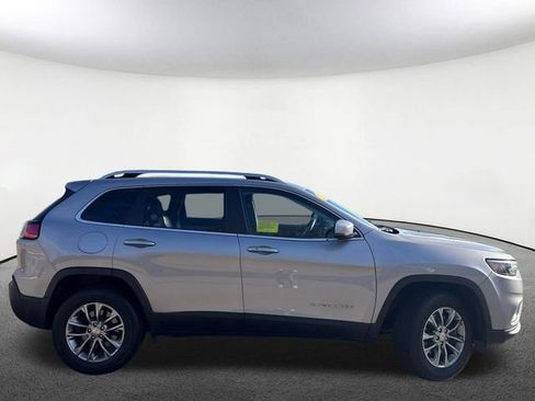 Used 2019 Jeep Cherokee Latitude Plus w/ Cold Weather Group image 13