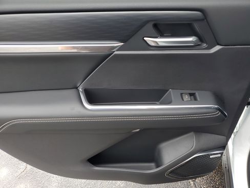 New 2025 GMC Acadia Elevation w/ Elevation Premium Package image 31