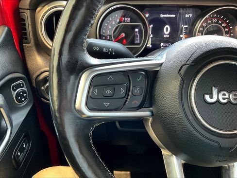Used 2019 Jeep Wrangler Unlimited Rubicon AWD/4WD image 13