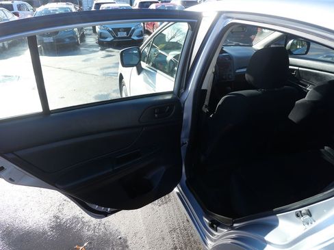 Used 2012 Subaru Impreza 2.0i image 23