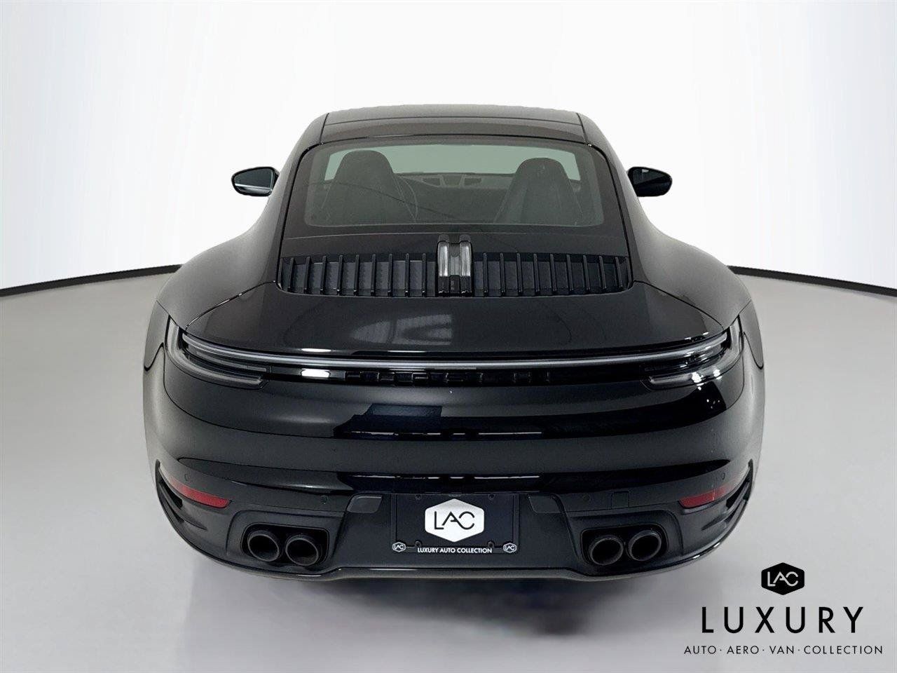 Used 2022 Porsche 911 Carrera w/ Premium Package RWD image 7