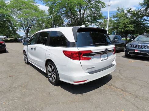 Used 2023 Honda Odyssey Touring image 4
