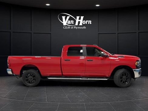 Used 2022 RAM 2500 Big Horn w/ Level C Equiment Group AWD/4WD image 8