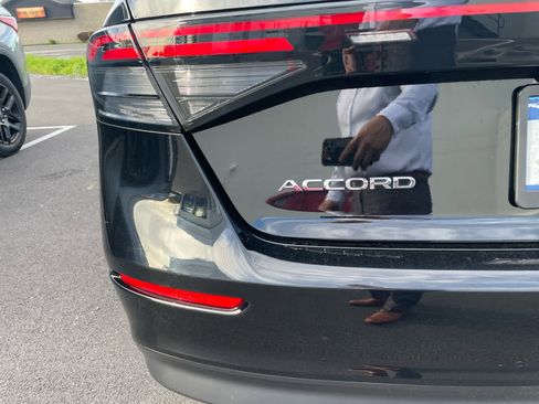 Used 2024 Honda Accord EX image 7