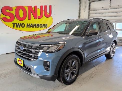 New 2026 Ford Explorer Active AWD/4WD image 1