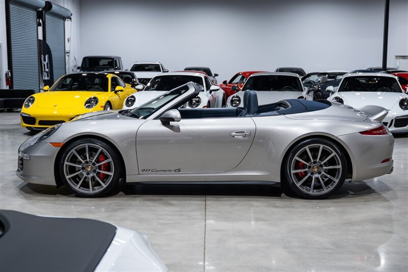 Used 2013 Porsche 911 Carrera 4S AWD/4WD image 3