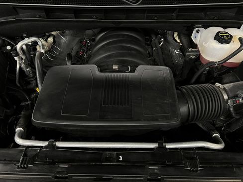 Used 2026 Cadillac Escalade Platinum Sport w/ LPO, Floor Liner Package AWD/4WD image 14