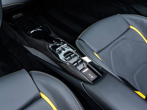 Used 2024 Ferrari 296 GTS image 30