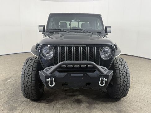 Used 2022 Jeep Gladiator Rubicon AWD/4WD image 2
