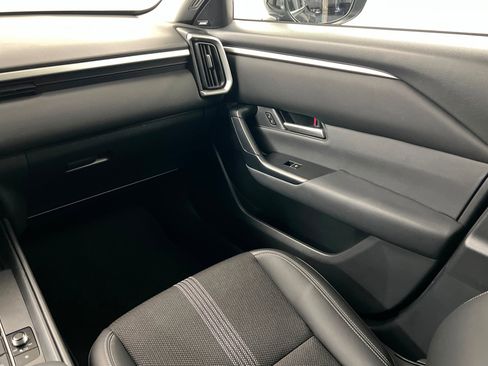 Used 2025 MAZDA CX-50 AWD 2.5 S w/ Premium Package image 11