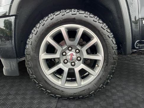 Used 2017 GMC Sierra 1500 Denali AWD/4WD image 16