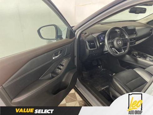 Used 2022 Nissan Rogue SL w/ SL Premium Package AWD/4WD image 10