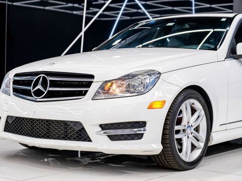 Used 2014 Mercedes-Benz C 250 Sedan image 4