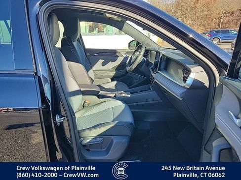 New 2026 Volkswagen Tiguan SE R-Line image 16