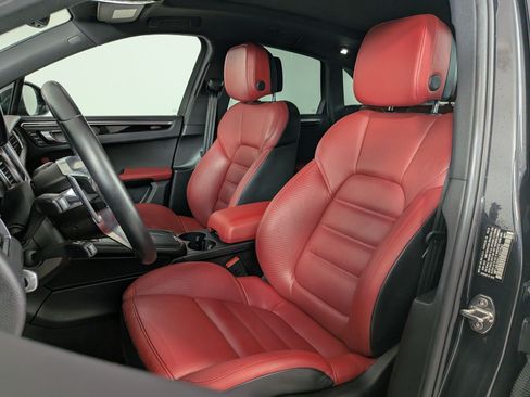 Used 2018 Porsche Macan S AWD/4WD image 5